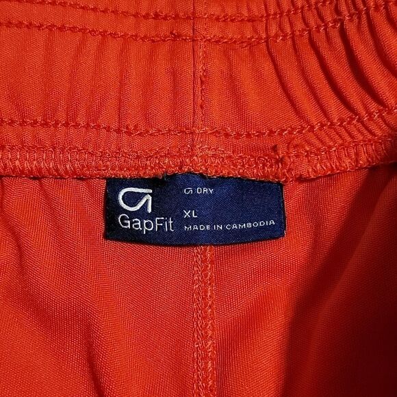 BOY'S GAP RED BASKETBALL SHORTS, SIZE EXTRA LARGE - Picture 4 of 6